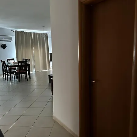 Lungomare Apartment Vlore